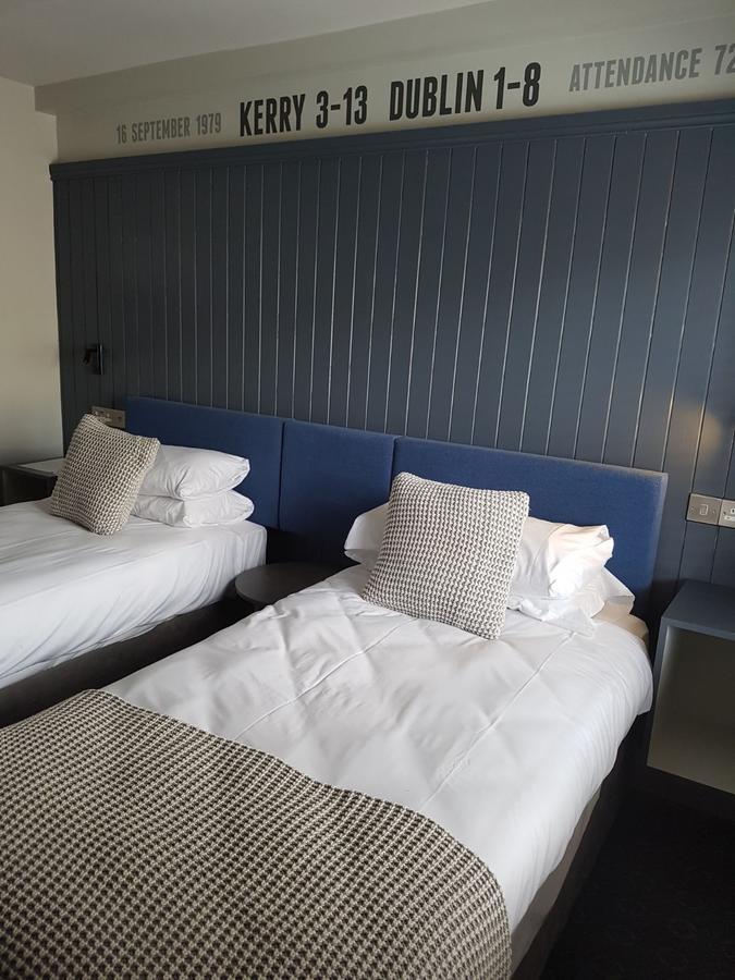 O'Dwyers The Villa Waterville Bagian luar foto